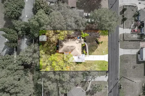 102 NE 9th Street Mulberry FL 33860