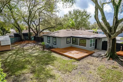 102 NE 9th Street Mulberry FL 33860