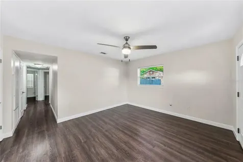 102 NE 9th Street Mulberry FL 33860