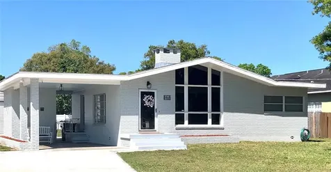 8418 N Gomez Avenue Tampa FL 33614