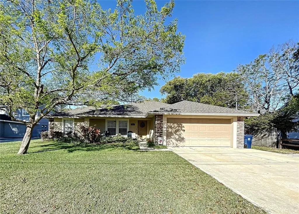 132 Hawthorne Road Auburndale FL 33823