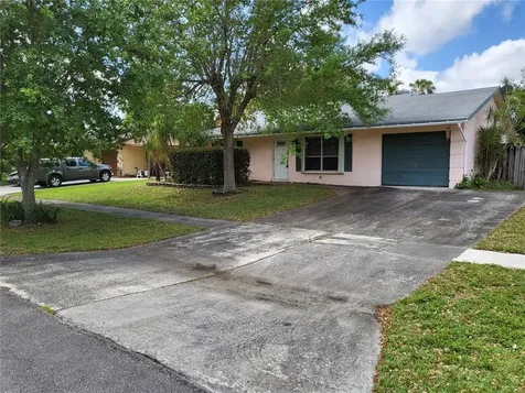 4799 Poseidon Place Lake Worth FL 33463