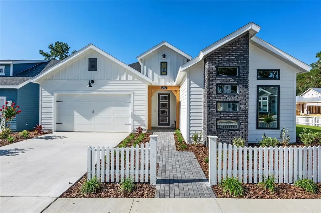 1287 NW 132nd Boulevard Newberry FL 32669