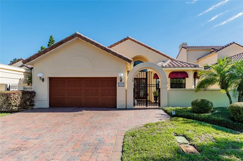 2407 Via Genova Apopka FL 32712