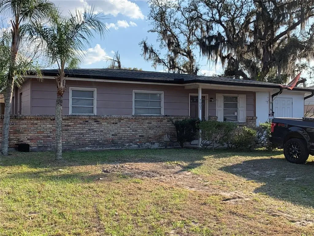 7007 Conifer Drive Tampa FL 33637
