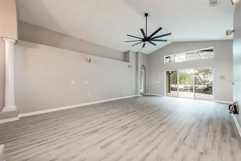 877 Knightsbridge Circle Davenport FL 33896