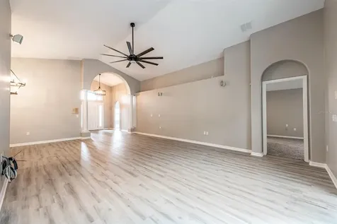 877 Knightsbridge Circle Davenport FL 33896