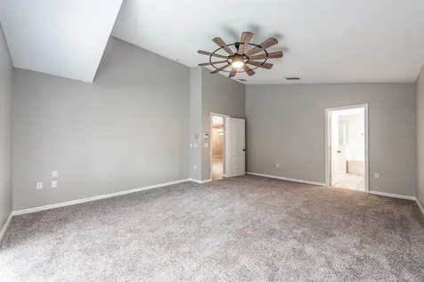 877 Knightsbridge Circle Davenport FL 33896