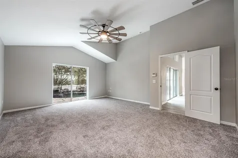 877 Knightsbridge Circle Davenport FL 33896