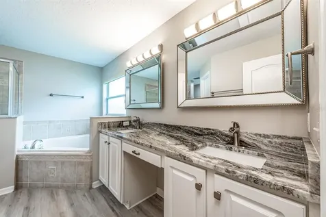 877 Knightsbridge Circle Davenport FL 33896