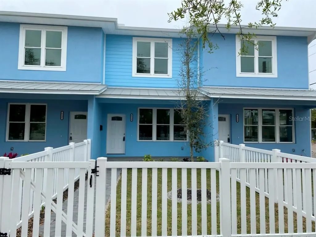 6594 1st Avenue S St Petersburg FL 33707