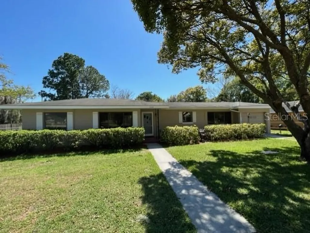 2304 Avenue C SW Winter Haven FL 33880