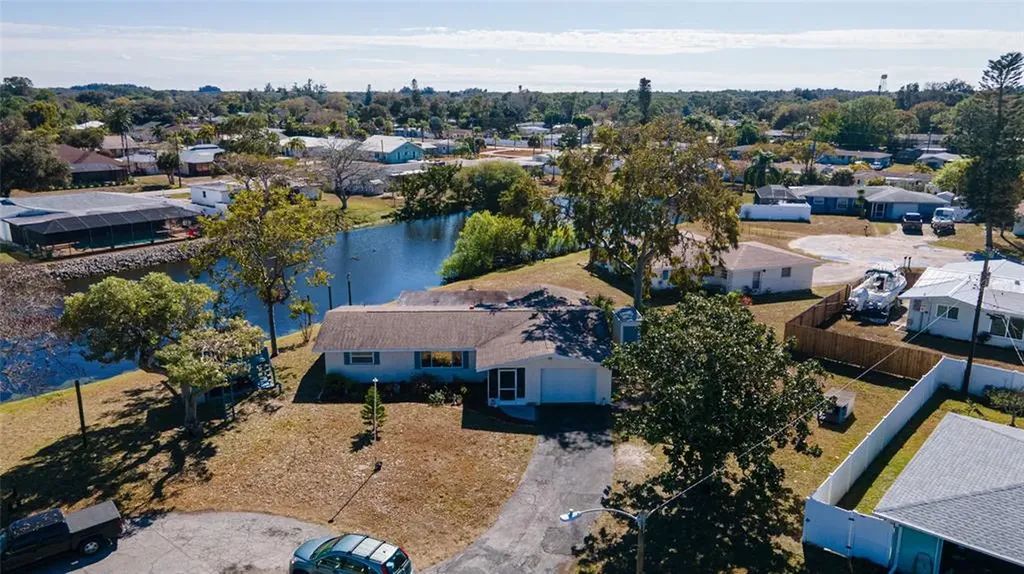 41 Young Avenue Englewood FL 34223
