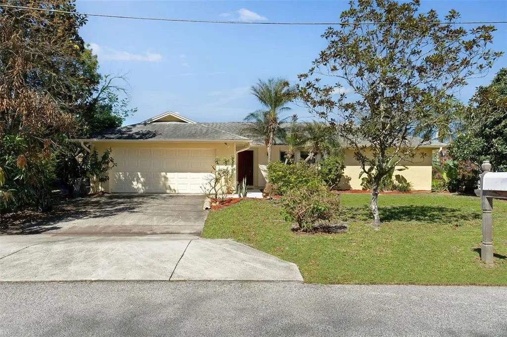 670 E Cadillac Drive Altamonte Springs FL 32714