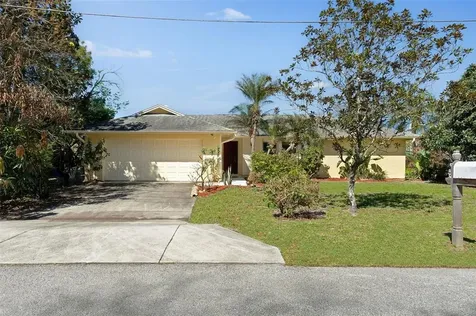 670 E Cadillac Drive Altamonte Springs FL 32714