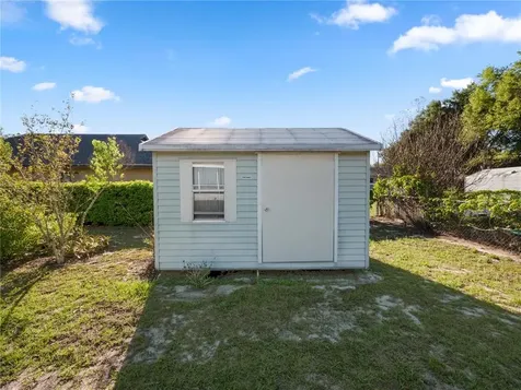 32649 Vista Avenue Leesburg FL 34788