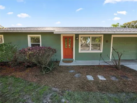 32649 Vista Avenue Leesburg FL 34788
