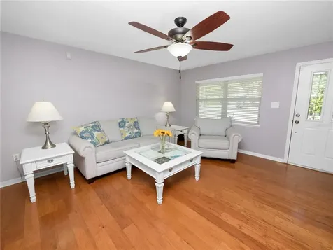 32649 Vista Avenue Leesburg FL 34788