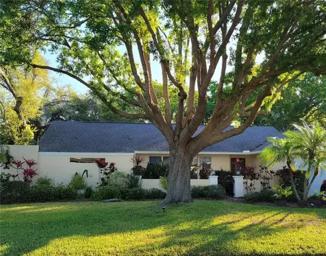 5677 Beneva Woods Circle Sarasota FL 34233