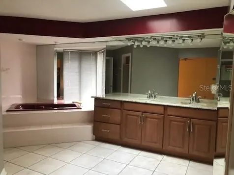 2338 Dixie Belle Drive Orlando FL 32812