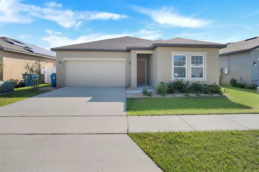896 Orchid Grove Boulevard Davenport FL 33837
