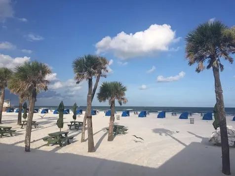 1946 15th Avenue S St Petersburg FL 33712