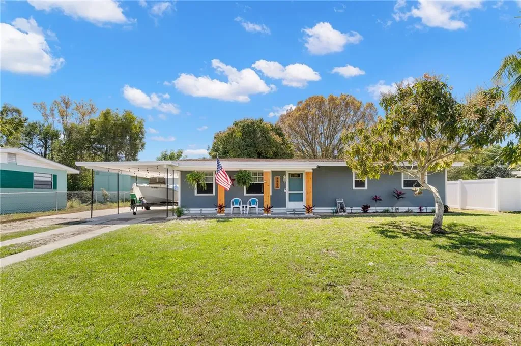 4426 W Trilby Avenue Tampa FL 33616