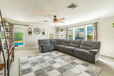 13242 Antonio Way Dade City FL 33525