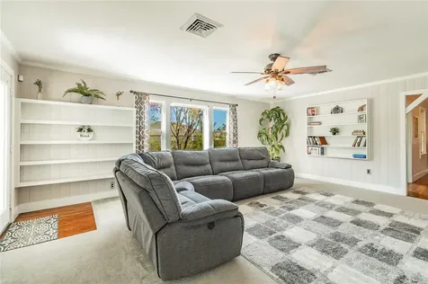 13242 Antonio Way Dade City FL 33525