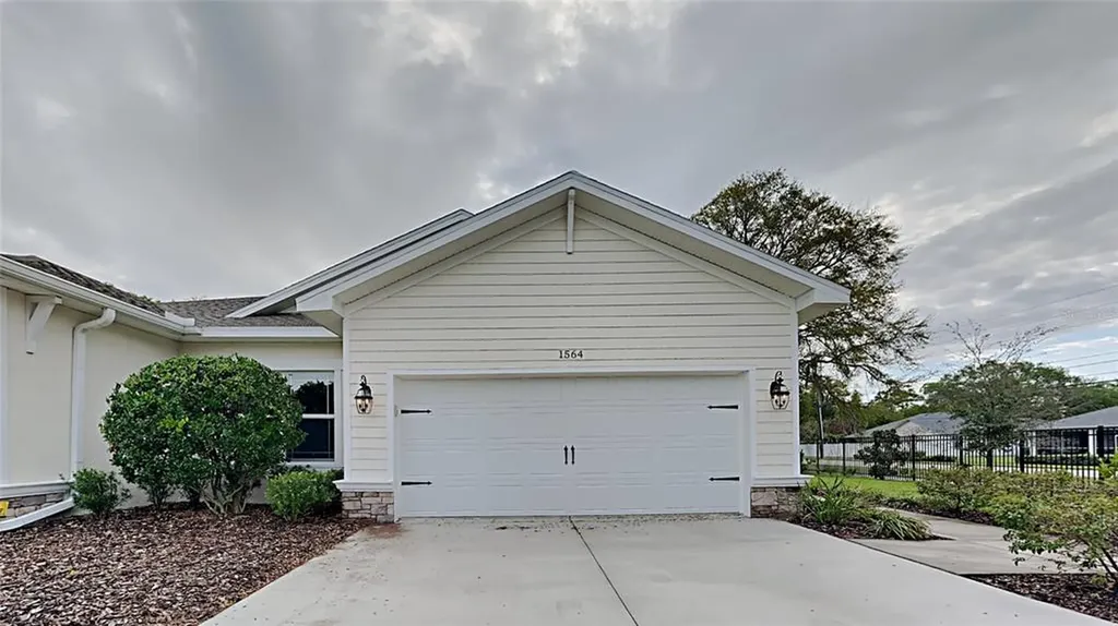 1564 Highland Park Drive Clearwater FL 33756