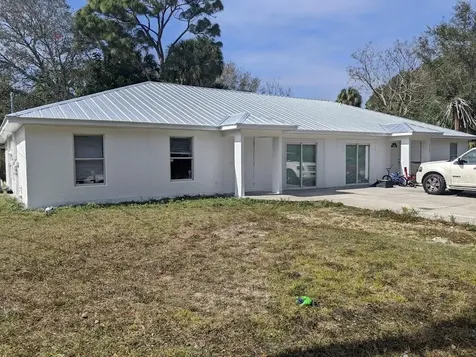 5628 6th Street Court E Bradenton FL 34203