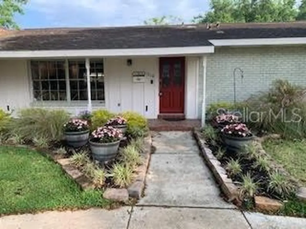 1110 W Pinedale Drive Plant City FL 33563