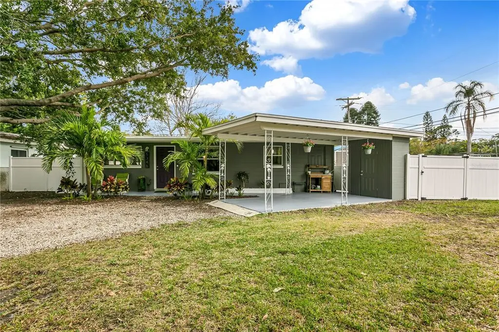 5346 55th Avenue N St Petersburg FL 33709