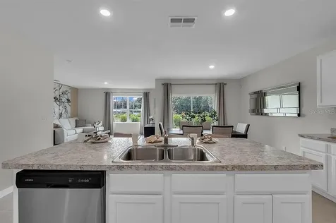 2000 Griffin Oaks Way Tavares FL 32778