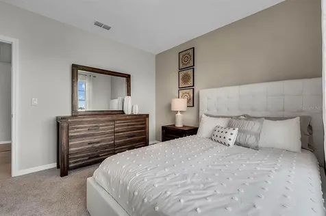 2000 Griffin Oaks Way Tavares FL 32778