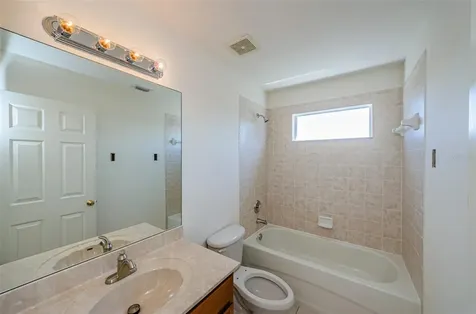 15404 Dakota Sky Place Ruskin FL 33573