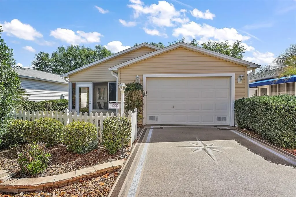 777 Leslie Lane The Villages FL 32162