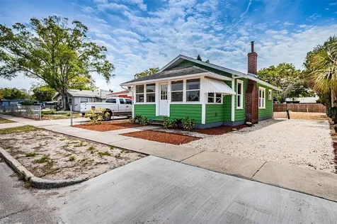 4620 13th Avenue S St Petersburg FL 33711