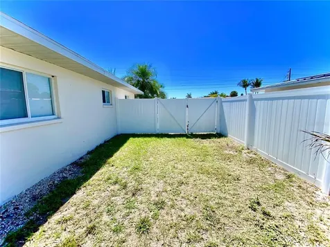 9207 Kingston Road Bradenton FL 34210