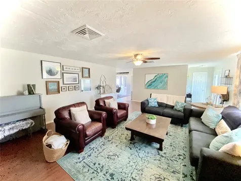 9207 Kingston Road Bradenton FL 34210