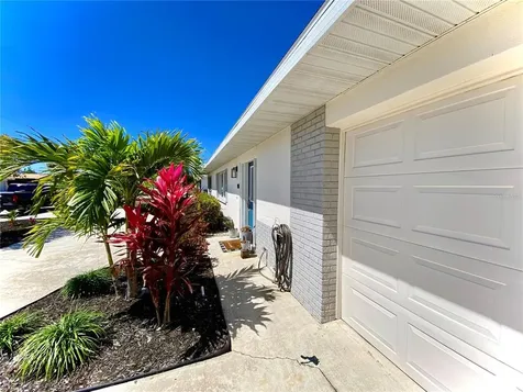 9207 Kingston Road Bradenton FL 34210