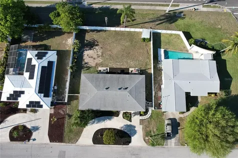 9207 Kingston Road Bradenton FL 34210