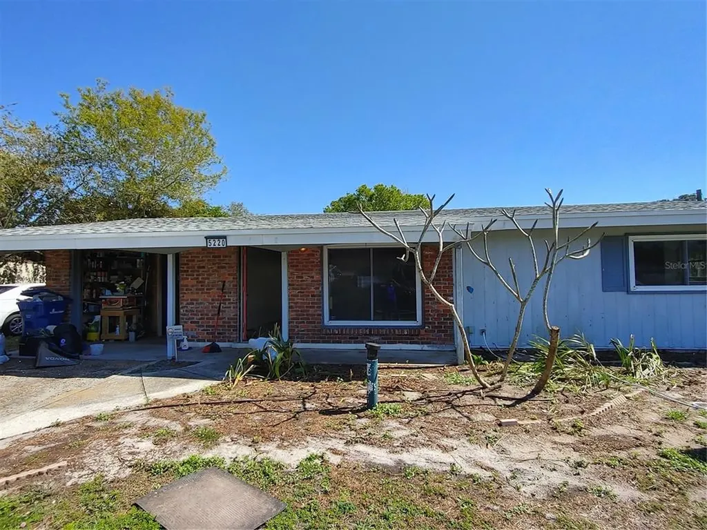 5220 Malaga Avenue Sarasota FL 34235