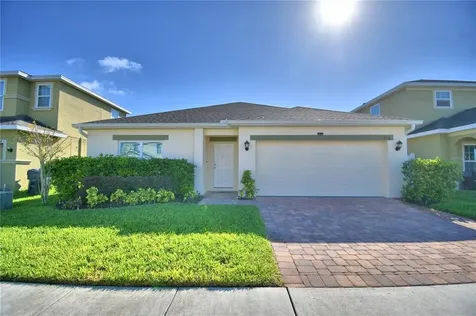 310 Ardmore Street Davenport FL 33897