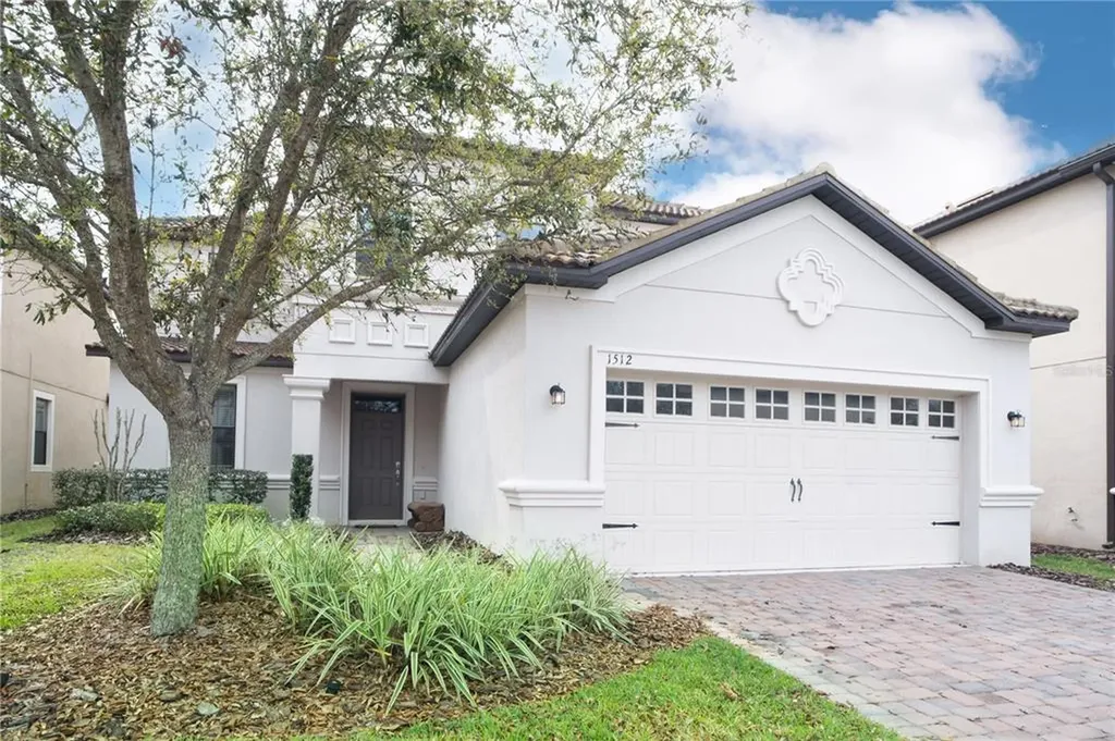 1512 Moon Valley Drive Davenport FL 33896