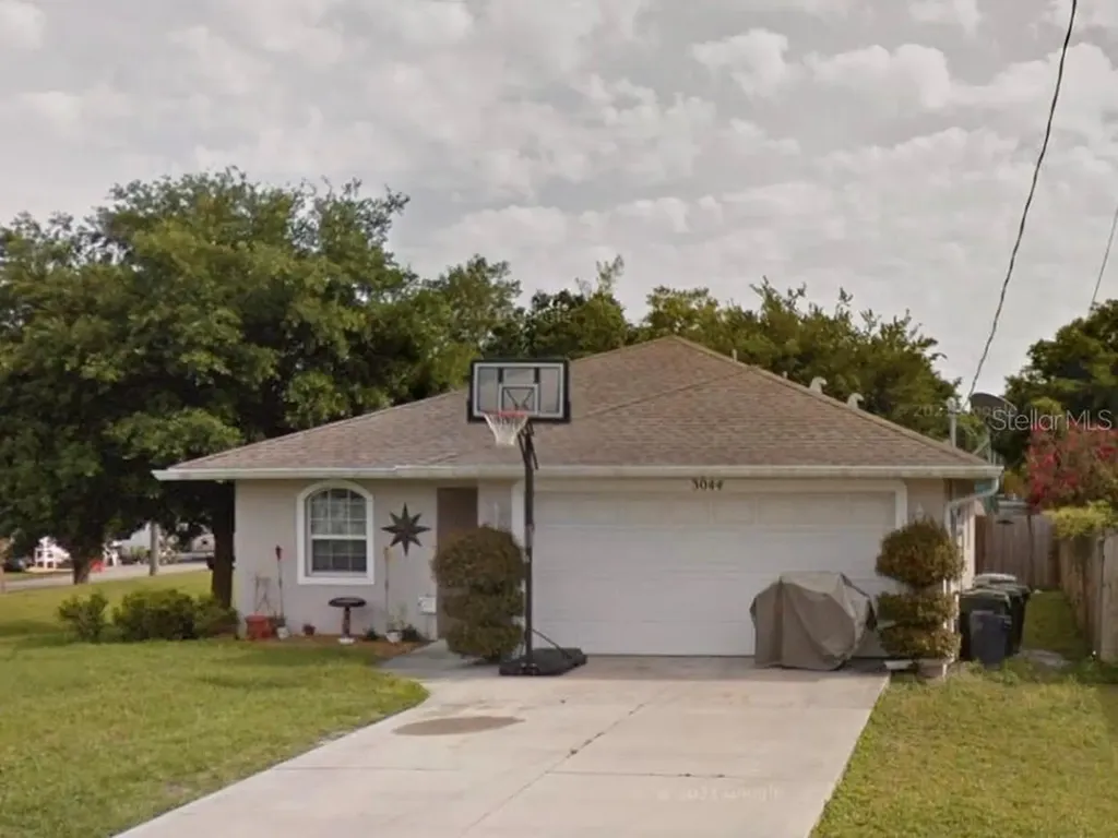 3044 Hawthorne Street Sarasota FL 34239