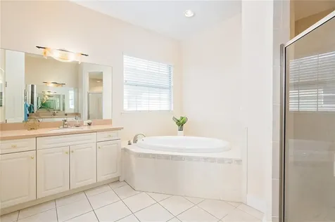 2197 Longleaf Circle Lakeland FL 33810