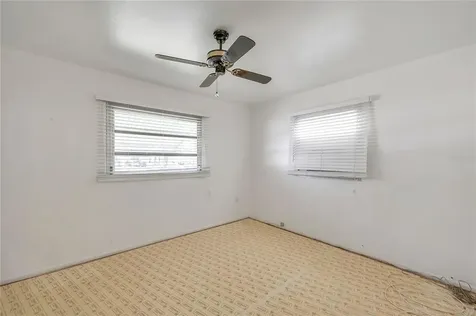 9460 55th Street N Pinellas Park FL 33782