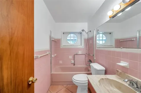 9460 55th Street N Pinellas Park FL 33782