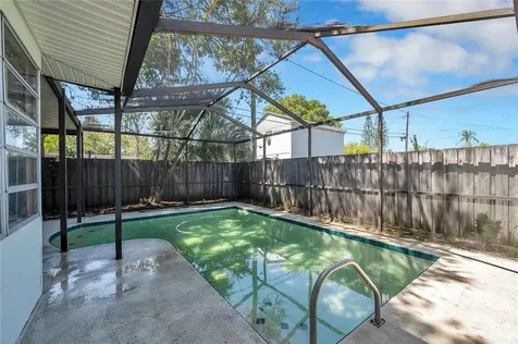 9460 55th Street N Pinellas Park FL 33782